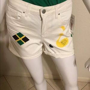 Rolled Cuff Shorts Jamaican Swan Style Size 4/27.